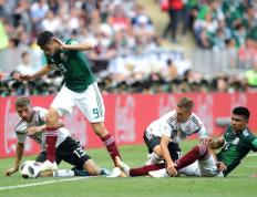 德国联赛决出新冠军！欢呼声此起彼伏